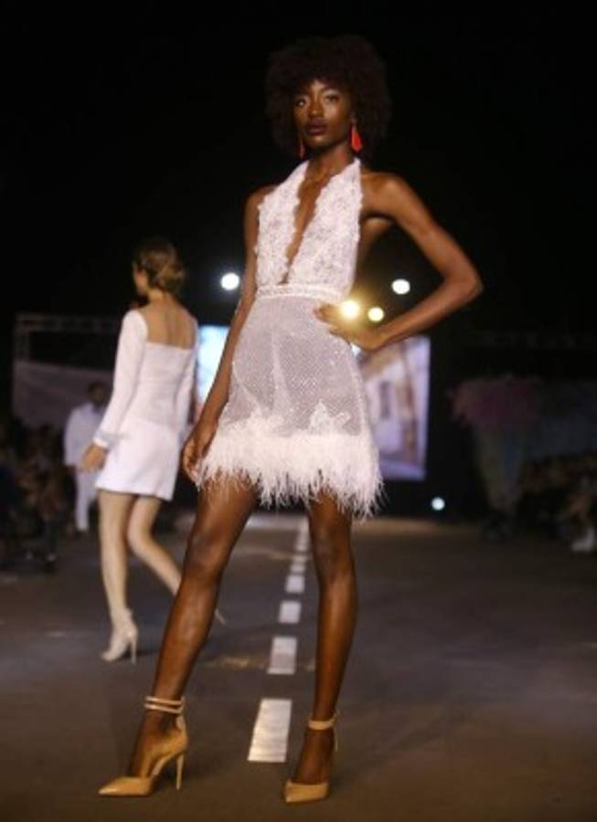 Yoyo Barrientos celebra 25 años de diseño