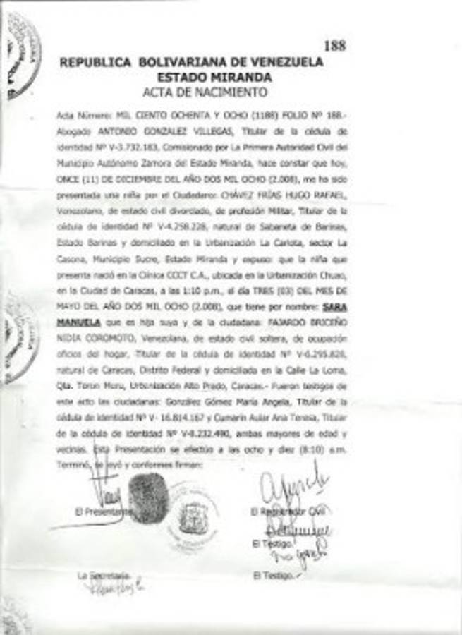 Maduro confirma que Hugo Chávez tuvo hija con azafata del avión presidencial