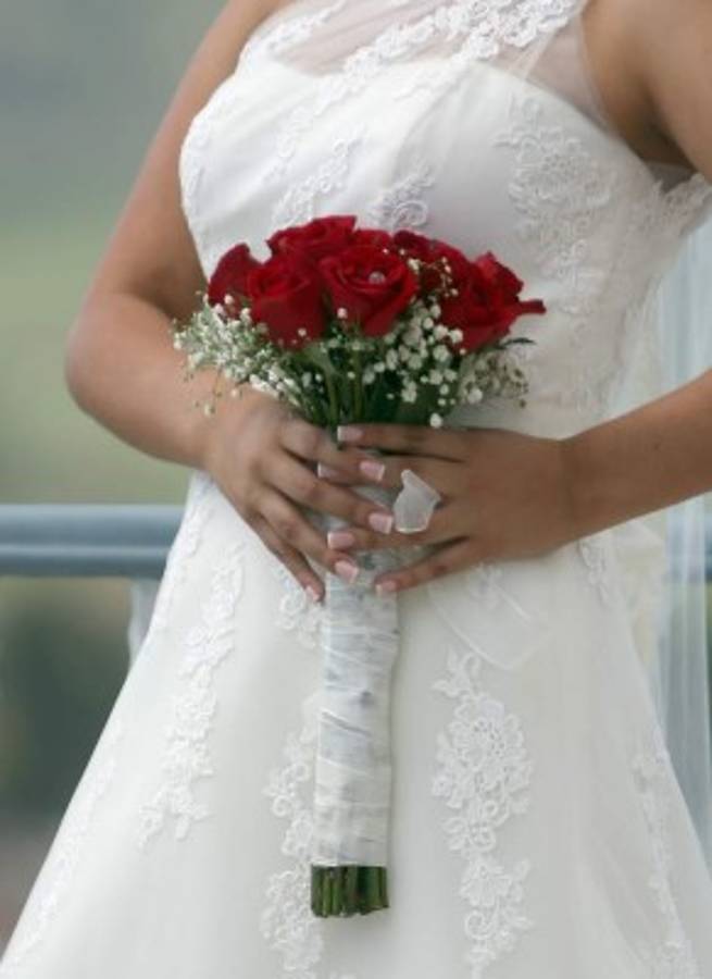 Tradición y elegancia en el altar
