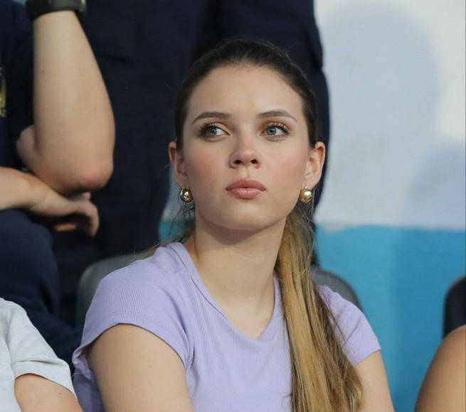 Las bellezas que adornaron el clásico en la semifinal Olimpia vs Motagua