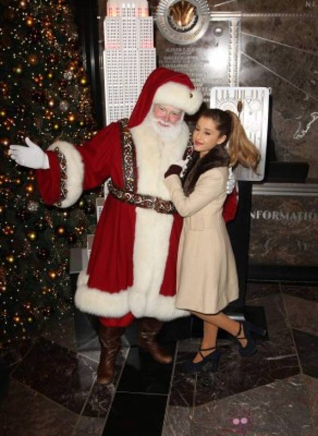 Los famosos que se contagieron del espíritu navideño este 2016