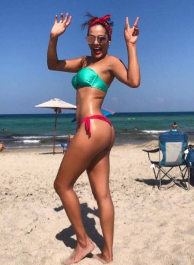 Nathalia Casco recupera su carro robado en Miami