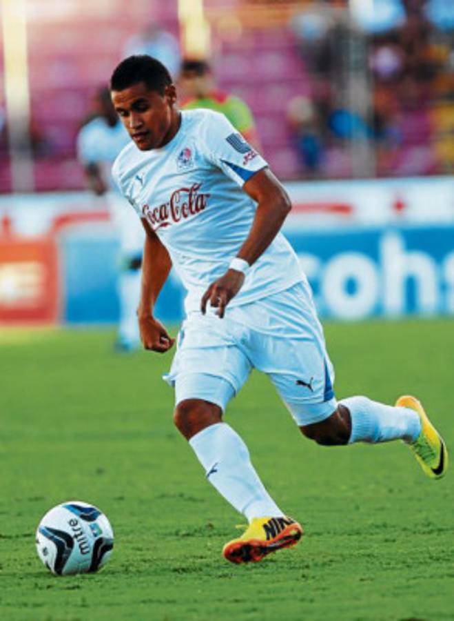 Roger Rojas furioso con el plantel de Olimpia
