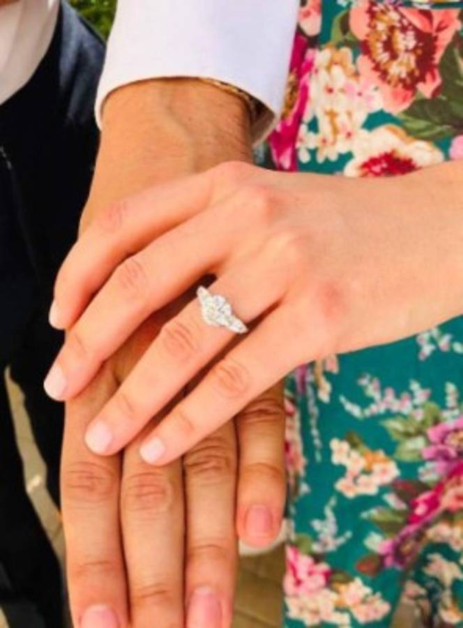 Princesa británica Beatriz anuncia su compromiso con promotor inmobiliario