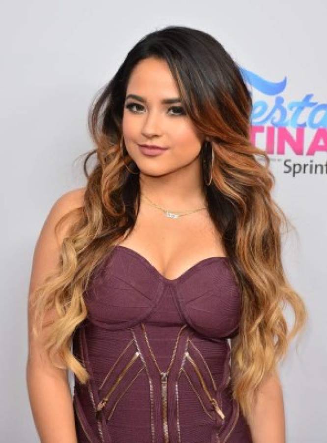 Becky G se transforma en Yellow Ranger