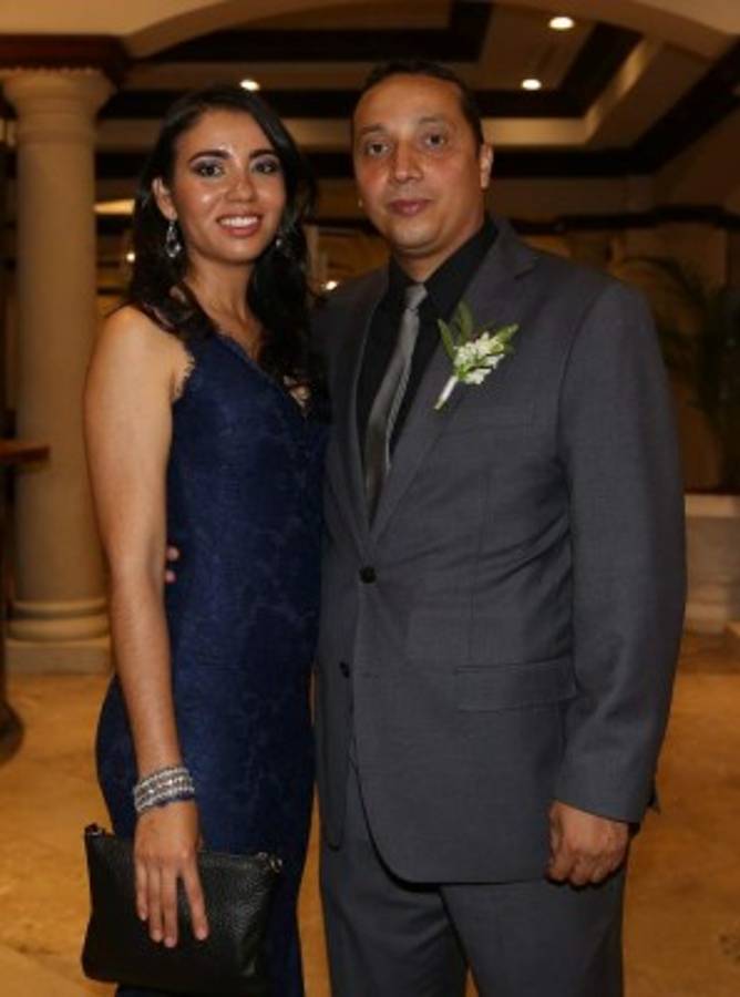 La historia de amor sigue para Erick y Nuzly