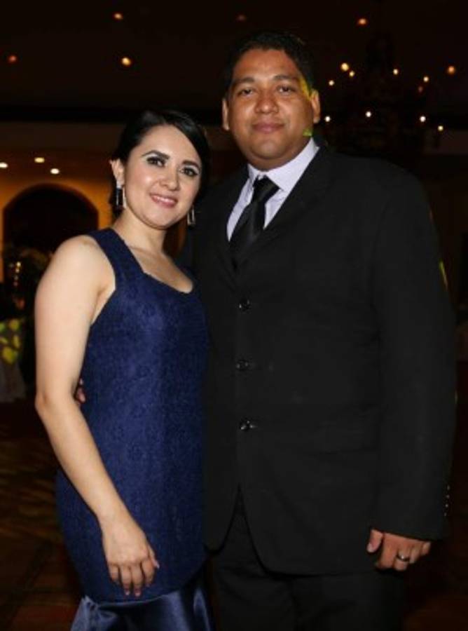 Eduardo Sierra y Yasmín Álvarez ya son esposos ante Dios