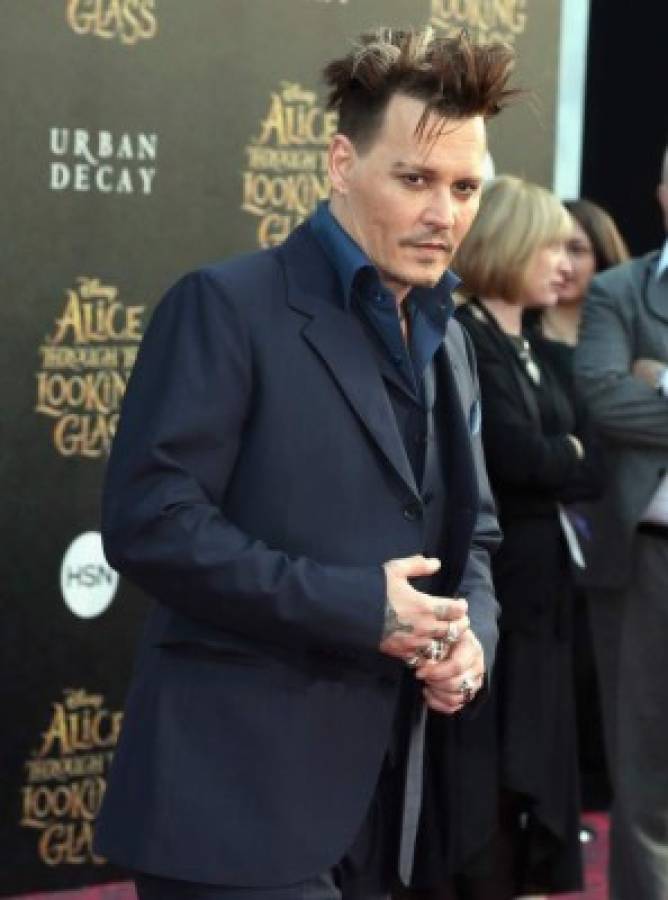 Johnny Depp sorprende con nueva imagen