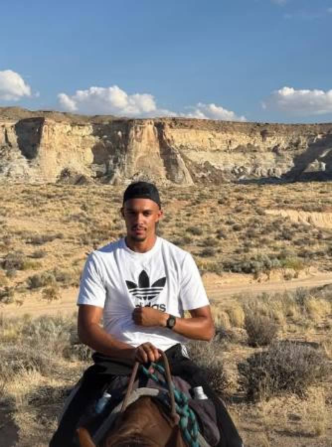 Mbappé y su mejor amigo sorprenden con Bad Bunny y Rodrygo con su bella novia