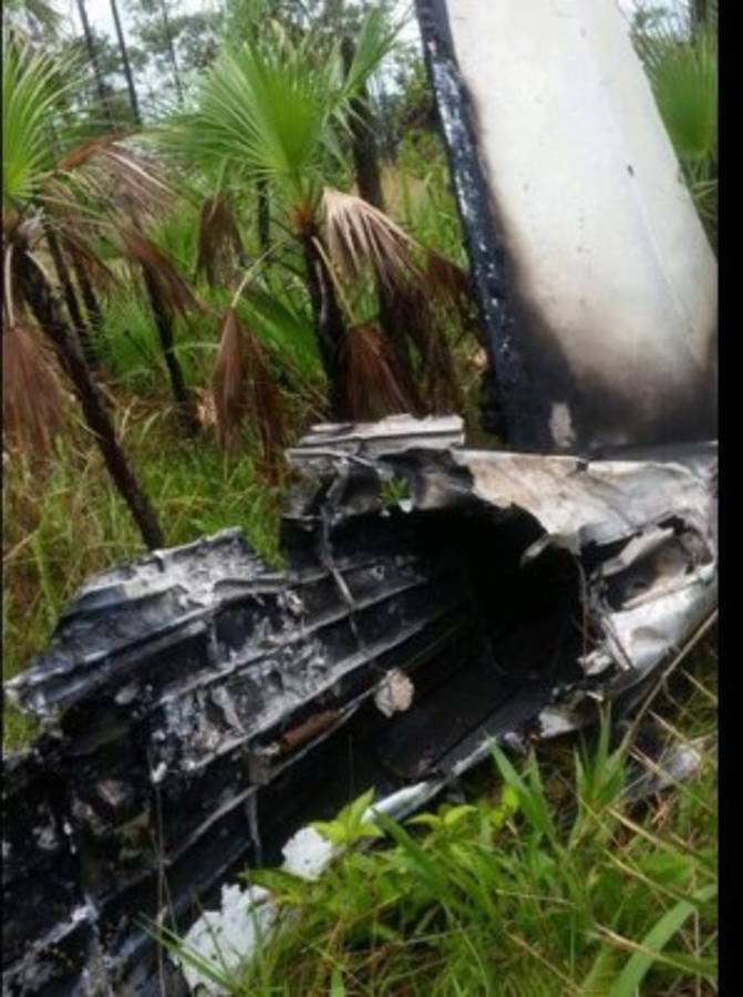 Encuentran narcoavioneta destruida e incinerada en Gracias a Dios