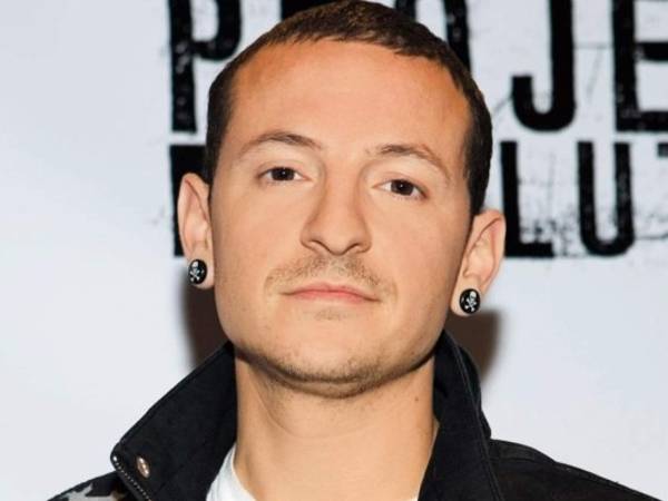 Chester comentó en un momento que había pensado en el suicidio tras haber sido abusado en su infancia.