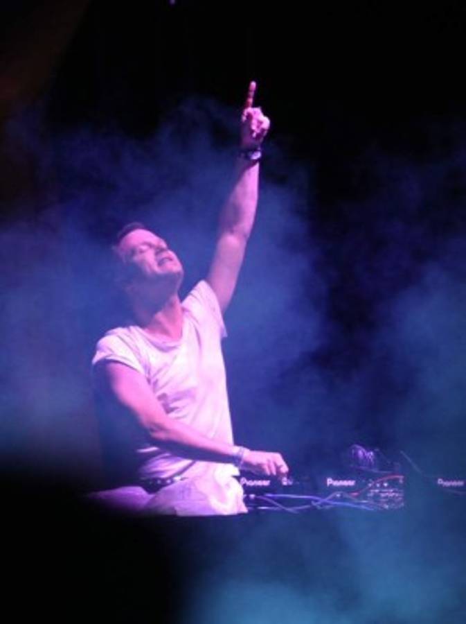 Electrizante fiesta de color en Tegucigalpa