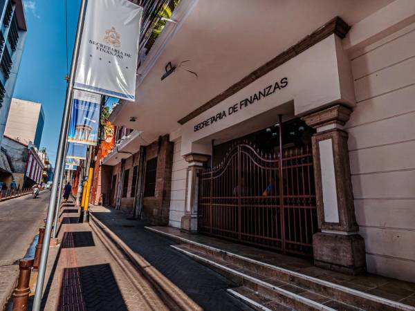 La Sefin ha emitido más deuda interna para financiar el presupuesto del gobierno central.
