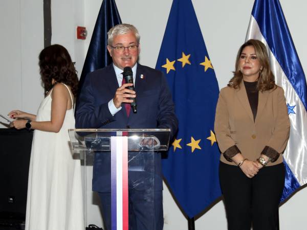 El embajador de Francia en Honduras, Cédric Prieto, fue el anfitrión de la jornada.