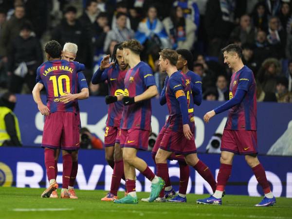 Dani Olmo y Robert Lewandoski salieron desde el banco para dar la victoria a los culés.