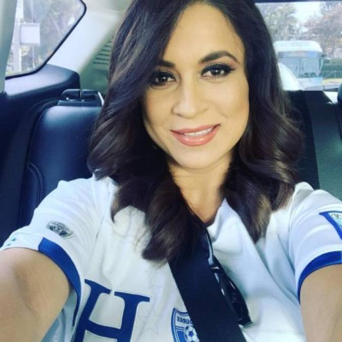 Dunia Elvir, la periodista hondureña que destaca en Telemundo (FOTOS)