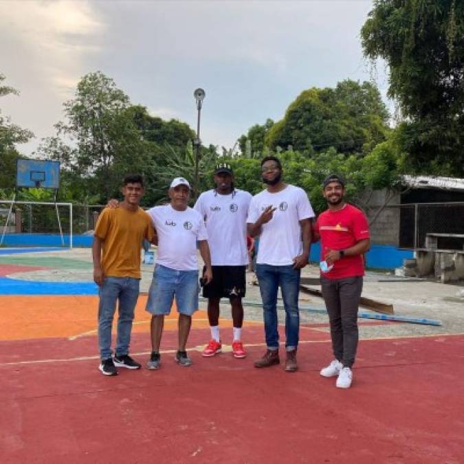 Fundación Alberth Elis restaura centro deportivo en Chamelecón