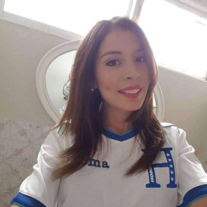 Bellas hondureñas muestran su apoyo a la Selección Nacional de Honduras