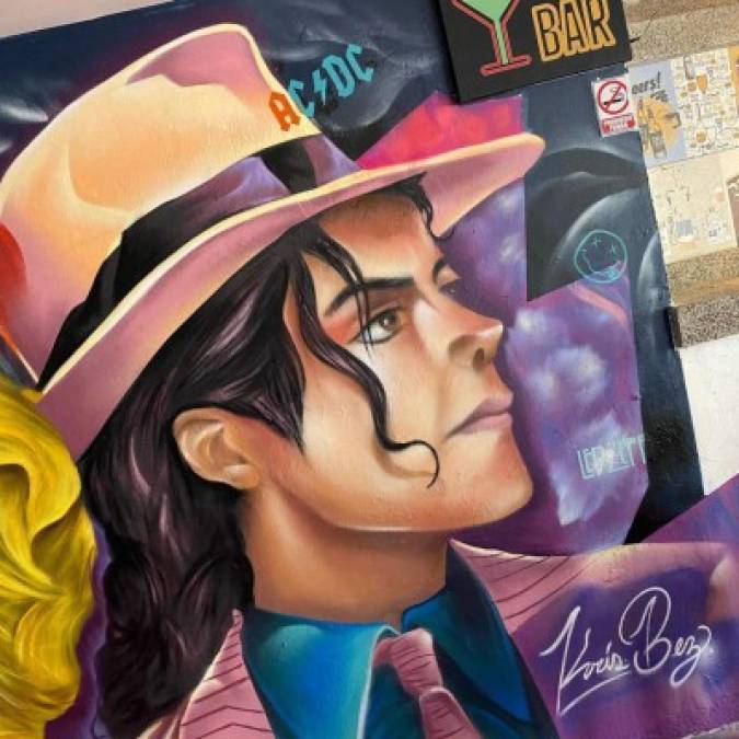 'Desde Honduras para el mundo': Grafitero hondureño inmortaliza a Vicente Fernández con increíble mural (FOTOS)