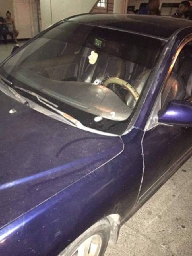 Honduras: Matan a jovencita dentro de su vehículo en La Ceiba