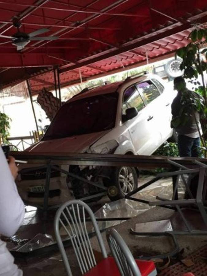 Se accidenta hija de diputada hondureña Beatriz Valle