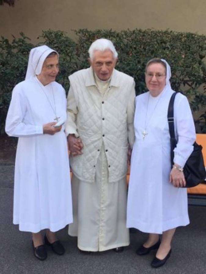 Benedicto XVI se prepara para la muerte y lo revela a través de una carta 