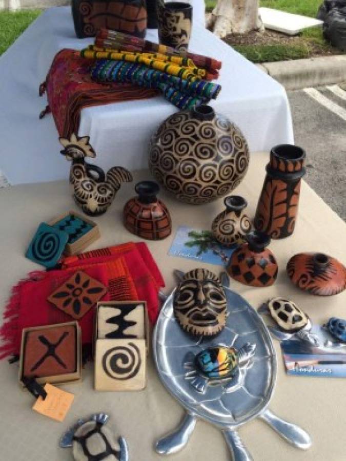 Artistas hondureños presentes en la Feria de la Hispanidad 2016 en Miami