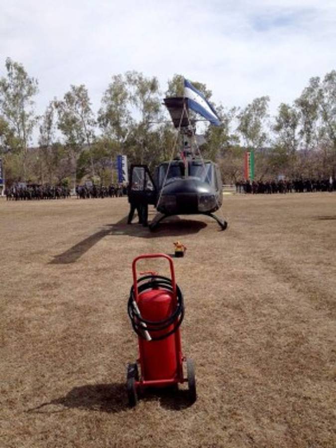 Honduras recibe helicópteros donados por China Taiwán