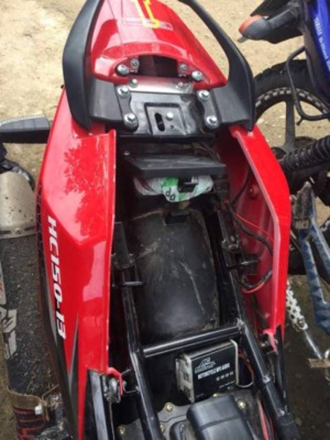 Con paquetes de marihuana escondidos en la cintura y motocicleta, capturan a una persona en Intibucá