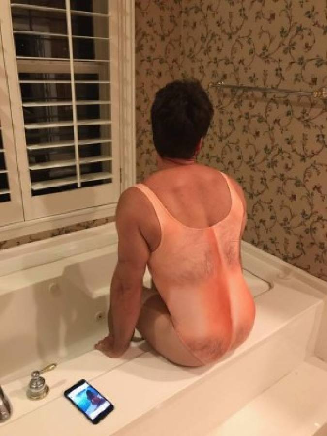 Traje de baño femenino causa polémica y se vuelve viral
