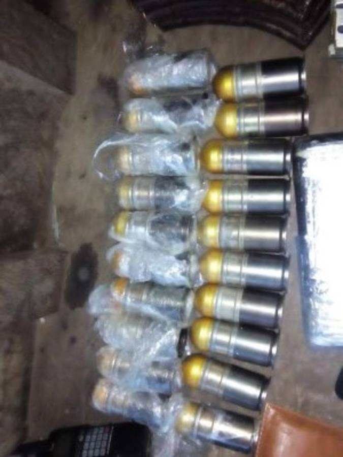 Incautan fusiles y lanzagranadas a sujetos que iban en lancha rápida
