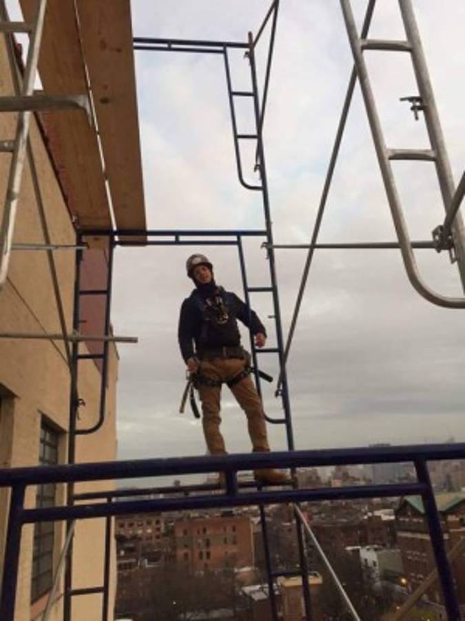 Hondureños ponen en alto nombre de su patria con su trabajo