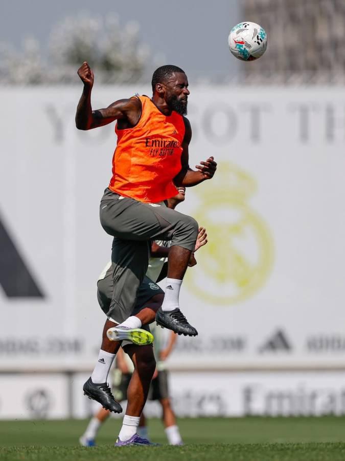 El jugador que Xabi Alonso quería en su 11 titular de Real Madrid pero que está por irse