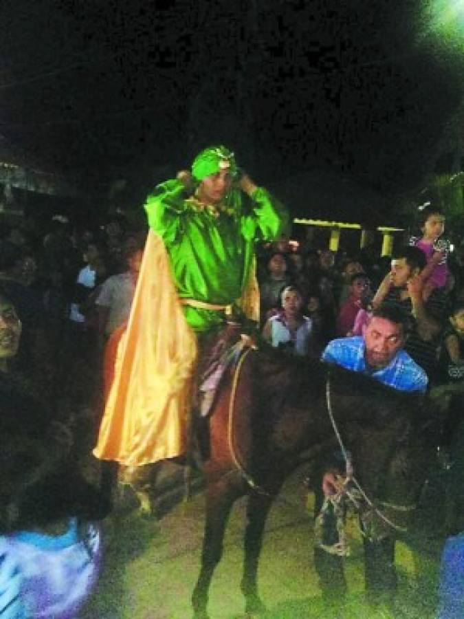 Magos de oriente para el Niño Redentor