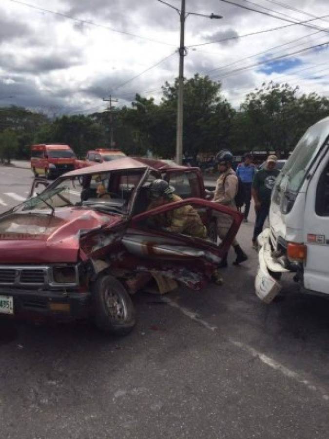 Accidente en desvío al Calán en Villanueva, Cortés.