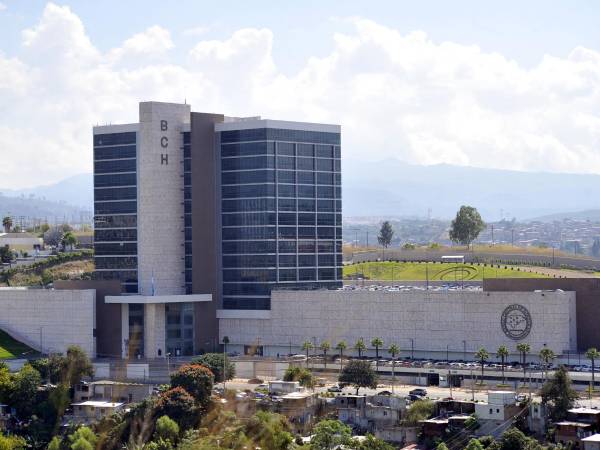 El Banco Central espera que el ajuste de 0.25% a la TPM no tenga un fuerte impacto en las tasas de interés, ya sea activa -préstamos- y pasiva -depósito-.