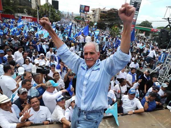 Fotografía de archivo del 8 de noviembre de 2025 del entonces candidato a la Presidencia de Honduras, Nasry Asfura.