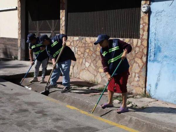 AMDC por medio de la unidad de aseo han intervenido más de 75 tragantes y cunetas por lluvias