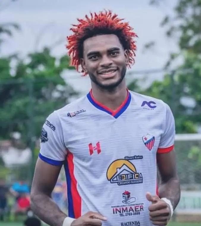 Fichajes: El delantero que pidió Espinel, Motagua con alta y hondureño es presentado en el extranjero