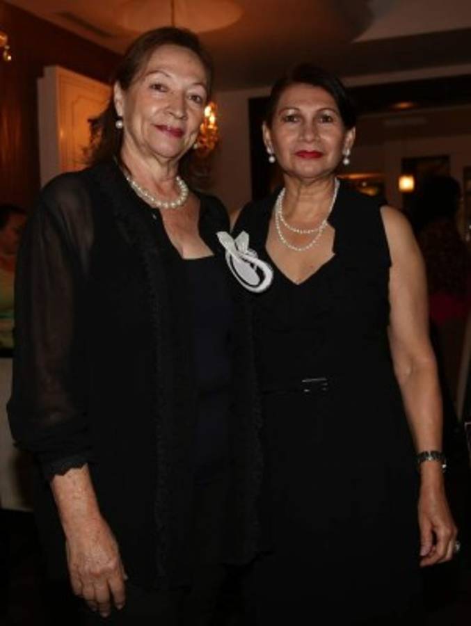 Especiales detalles prenupciales para Ana Rocío