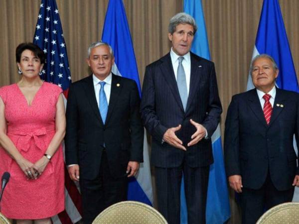 Agüero participó en julio en la reunión de presidentes del Triángulo Norte con el secretario de Estado, John Kerry.