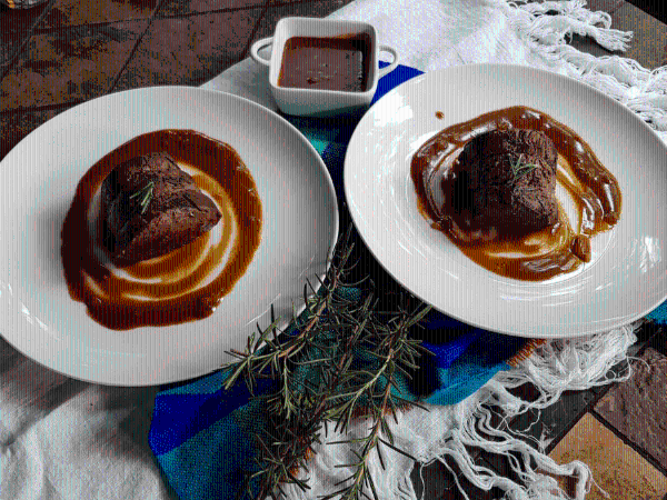 Sensacionales medallones de res en salsa de café.