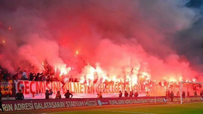 14 futbolistas han sido detenidos y un exvicepresidente; razón por la que son investigados