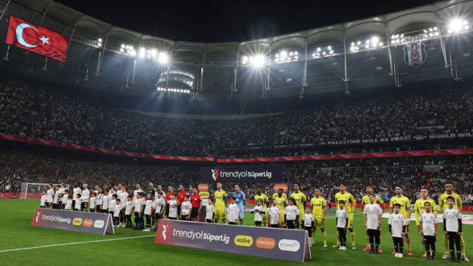 14 futbolistas han sido detenidos y un exvicepresidente; razón por la que son investigados