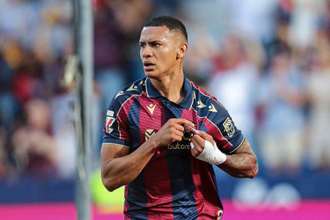 Kervin Arriaga y el motivo por el cual se ha 'enfriado' el traspaso del Levante a otro club