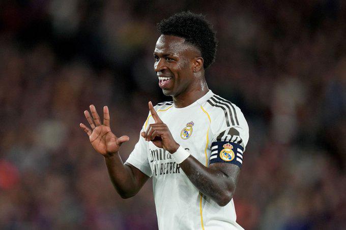 Burla a Vinícius, Rashford rompe marca de Messi y leyenda sorprende a Barcelona
