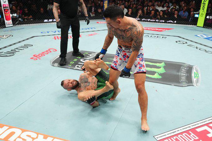 Conor McGregor fue derrotado en un minuto por Max Holloway y se conoce lo que sufrió