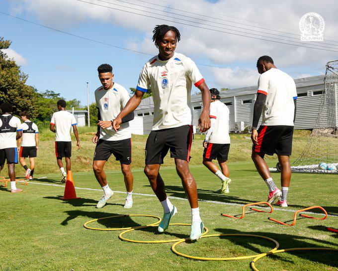 Tres bajas: Cambios en 11 titular de Olimpia por boleto a final de Copa Centroamericana
