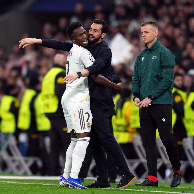 Vinicius pone el Bernabéu a sus pies, polémica del VAR y Bellingham sorprende en show de Real Madrid