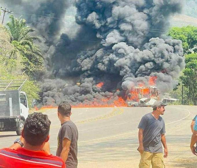 Una familia viajaba en el pick up: lo que se sabe del accidente en Taulabé